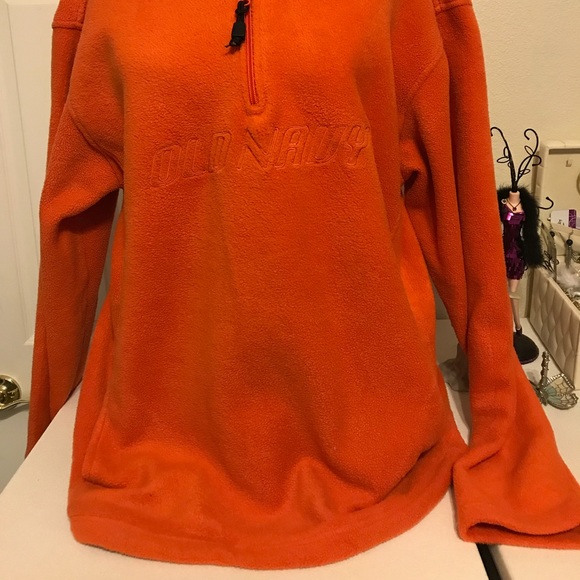 Old Navy fleece top - Picture 2 of 6